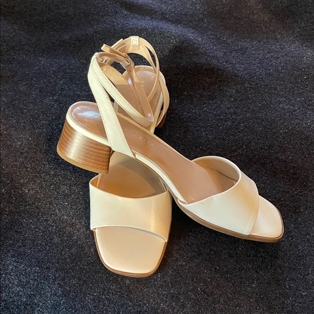 Kelly & Katie Chunky Heeled Sandals Size 8.5